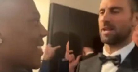 SKANDAL! STAO ISPRED NOVAKA I PITAO GA - KO SI TI!? Đoković ostao u ŠOKU, pa se ovako izvukao iz te situacije (VIDEO)