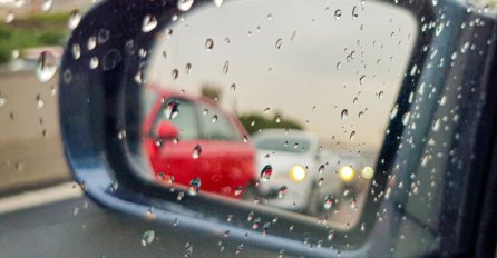 Vožnja po jakoj kiši: Sedam ključnih savjeta za vozače