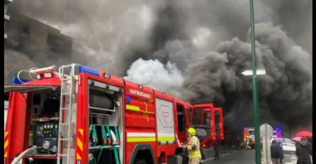 DRAMA U SARAJEVU, ČUJU SE EKSPLOZIJE! Gori pijaca  "Kvadrant" na Otoci, šest vatrogasnih ekipa na terenu (VIDEO)