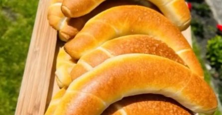 NAJBRŽI RECEPT ZA DOMAĆE PEKARSKE KIFLE: Biće mekane kao PAMUK - prave domaćice ih mijese samo na ovaj način