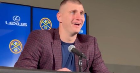 Opet Nikola Jokić i pres-konferencija: NOVINARKA PALA SA STOLICE (VIDEO)