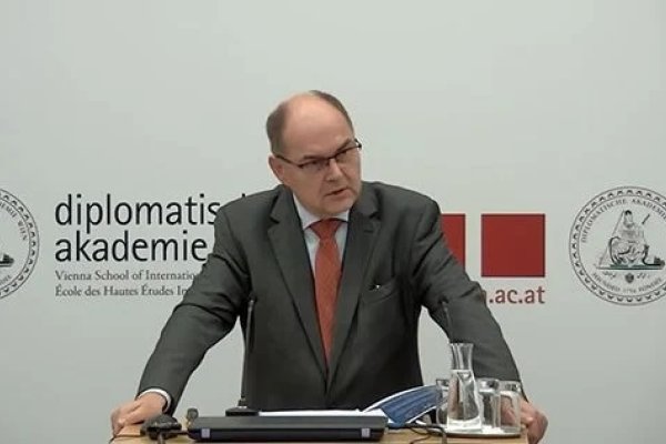 Christian Schmidt iz Beča poslao poruku političkim liderima u Bosni i Hercegovini: EVO ŠTA JE REKAO