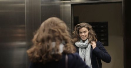 ZAŠTO SVAKI LIFT IMA OGLEDALO? Ne, nije zbog selfija 