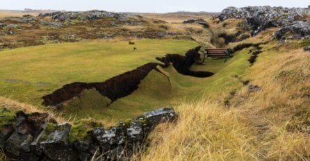 Strašne slike iz grada na Islandu: Prazne ulice, rupe na cestama (FOTO)