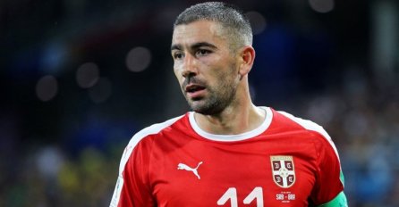 RIJEČI BIVŠEG KAPITENA ORLOVA ODZVANJAJU REGIONOM! Kolarov objasnio zašto je Hrvatska bolja od Srbije: Govorili su nam da se stisnemo...