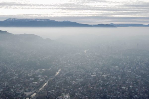 Neslavni rekord: Sarajevo i večeras među najzagađenijim gradovima na svijetu