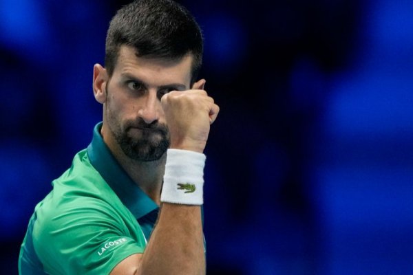 MOĆNI NOVAK PREGAZIO SINERA U FINALU TORINA: Đoković osvojio istorijsku titulu na Završnom turniru! Ovo prije njega niko nije uradio