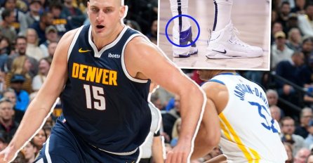 JOKIĆU, LJUDINO! EVO ŠTA PIŠE NA NIKOLINOJ PATICI: U ovaj detalj svi gledaju, 1 RIJEČ NAPISANA ĆIRILICOM