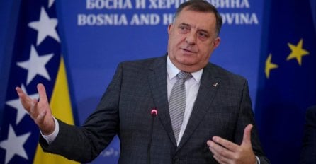 Dodik se obratio novinarima: Sud odbio zahtjev za premještanje suđenja u Banjaluku