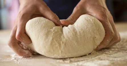 Pekari uvijek dodaju JEDAN TAJNI SASTOJAK U TIJESTO pa bude svježe TRI DANA: Pecivo ostaje savršeno mekano