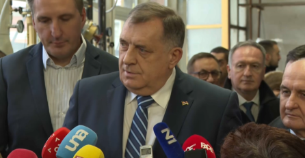 DODIK NAJAVIO NOVE BLOKAZE ZBOG IZJAVA HELEZA: Nakon skupa u Banjaluci poručio: “I ja mislim da je RS...”