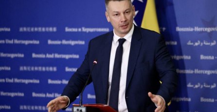 Nakon Dodika i Nešić prijeti otcjepljenjem: "Ako Schmidt pređe 'crvenu liniju' idemo u disoluciju"