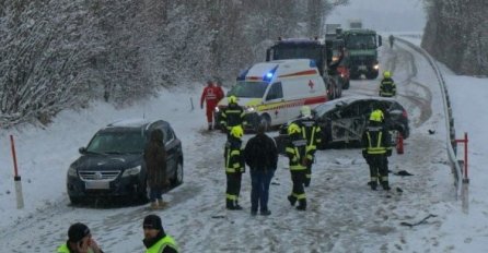 Kamiondžija iz BiH proklizao i izazvao lančani sudar u Austriji: Ima i povrijeđenih