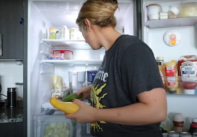  “NE MOGU DA VJERUJEM DA TEK SAZNAJEM  ZA OVO” : Pronašla skrivenu pregradu u frižideru, pa se ZGROZILA (VIDEO)