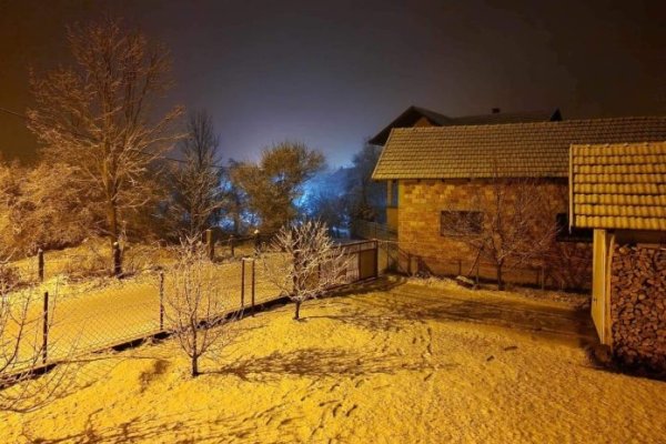 U OVOM BH. GRADU VEČERAS JE "OKRENULO " NA SNIJEG: Evo šta se očekuje u ostatku zemlje