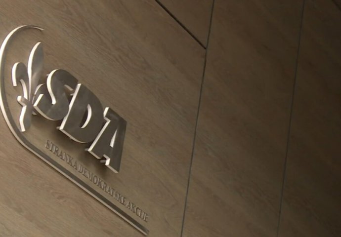 SDA: Zašto Mijatović nije ispunio obećanje o setu fiskalnih zakona