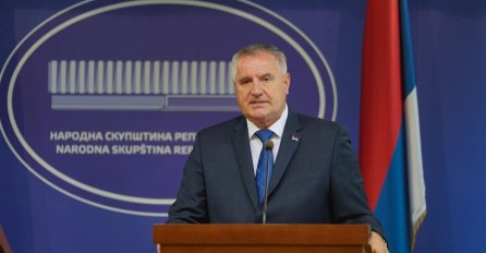 Višković: Poslodavci ne mogu zadržati radnika sa minimalnom platom od 700 KM