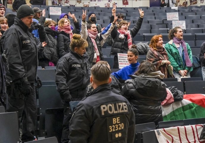 Tenzije u Berlinu tokom studentskog protesta protiv genocida u Gazi