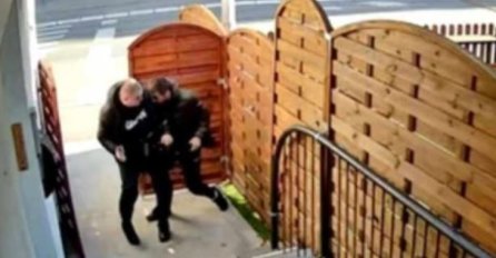 ISPLIVAO SNIMAK INCIDENTA: Bivši član PDP-a i kandidat za potpredsjednika RS Ivan Begić potukao se u Banjaluci (VIDEO)