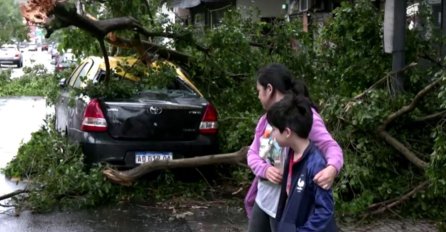 Oluja odnijela 16 života u Argentini i Urugvaju
