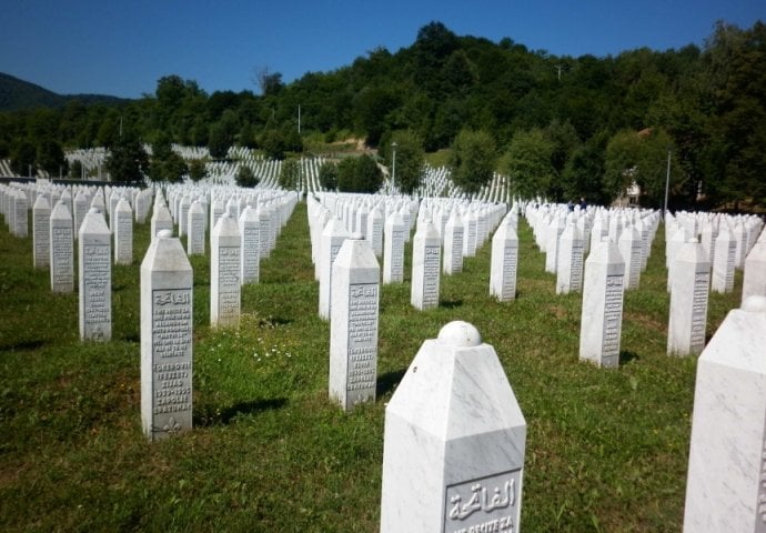 REAKCIJA UDRUŽENJA: Sramna odluka Suda BiH, ako osumnjičeni za genocid pobjegnu u Srbiju odgovoran je sudija