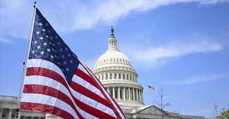 SAD: Uspostavljena multinacionalna misija protiv napada Huta na brodove u Crvenom moru