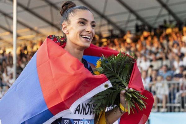 NEMA MIRA: Prije svitanja upali u sobu Ivane Španović, zabilježila je i jednu fotografiju (FOTO)