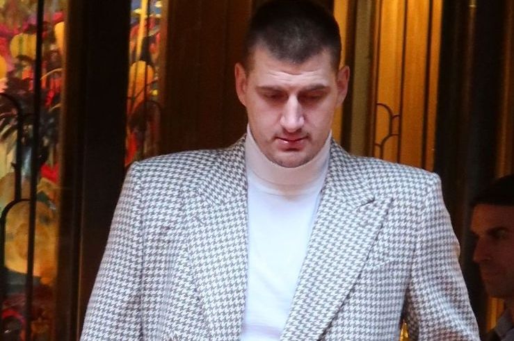 Svi pričaju o stajlingu Jokića pred meč sa Bruklinom: ČEKAJTE DA VIDITE I DONJI DIO