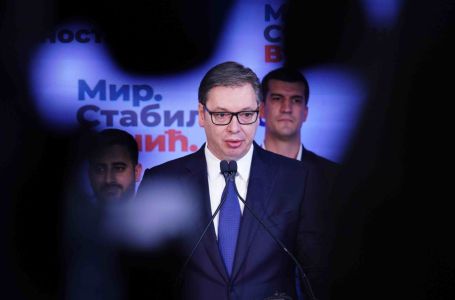 VUČIĆ KUPUJE SOCIJALNI MIR: Od 1. januara slijedi vanredno povećanje plata za 10 i penzija za...