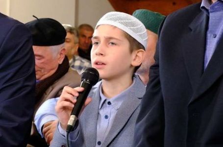 Dvanaestogodišnji Ahmed Halilagić postao jedan od dvojice najmlađih hafiza u BiH