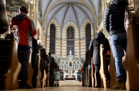 Katolici danas slave Božić: Isus je svjedok Božje ljubavi prema čovjeku