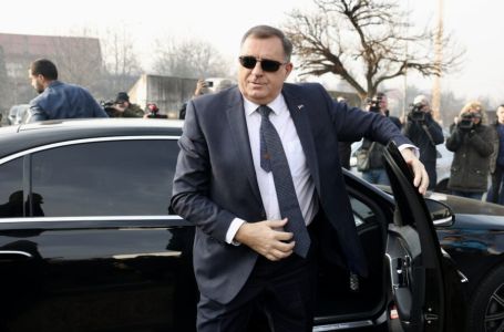 Dodik govorio kako strane agenture rade protiv Srba, hvalio Vučića, spominjao Osmanlije