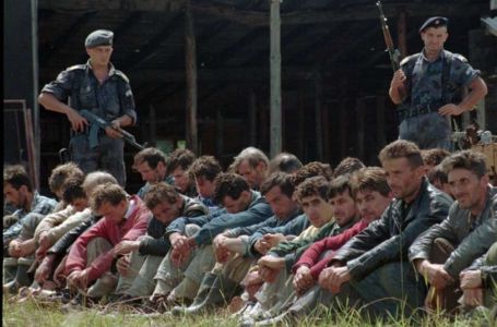 SAOPĆENO IZ TUŽILAŠTVA BiH: Podignuta optužnica za genocid u Srebrenici protiv šest pripadnika VRS-a