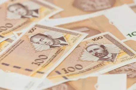 Sutra kreću isplate decembarskih penzija: Evo koliko iznosi najveća, a koliko najmanja