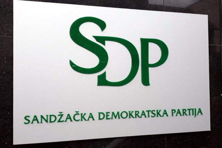 NAKON PJEVANJA „PUCAJ U DŽAMIJE“, SANDŽAČKA DEMOKRATSKA PARTIJA: Nulta tolerancija