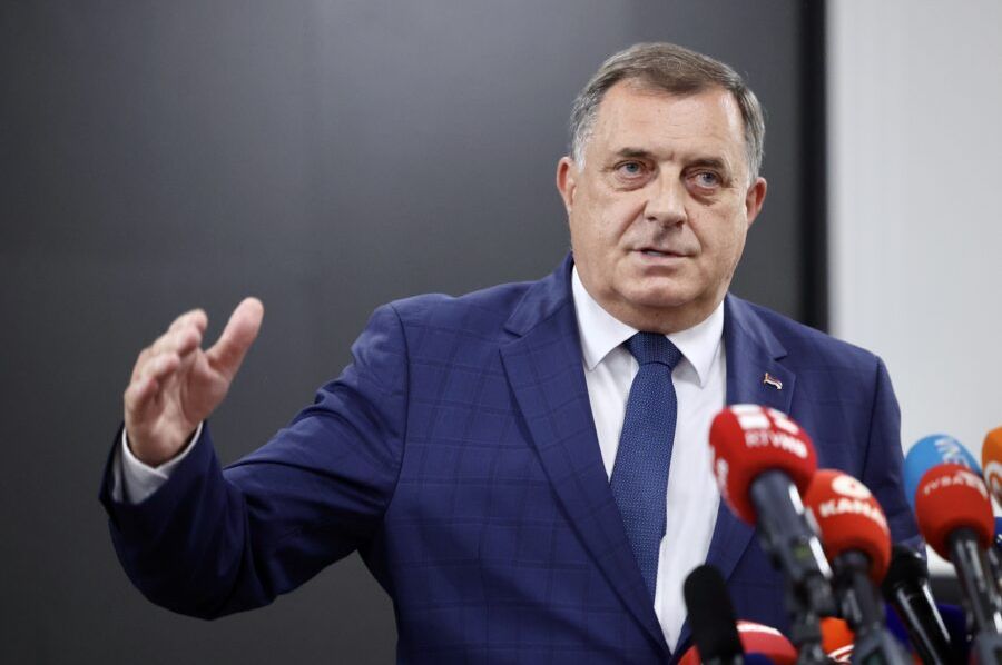 Dodik o ‘crvenoj liniji‘: ‘To je pitanje života i smrti! Povući ćemo Srbe iz vojske, policije…‘