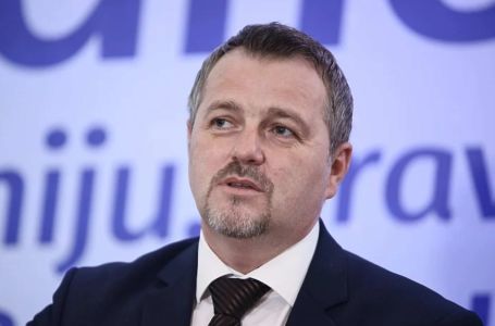 OGREŠEVIĆ POZVAO BiH DA SE NAORUŽA: "Trebamo poslušati Vučića, kad je već tako iskren"