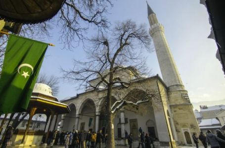 Muslimani večeras obilježavaju Lejletur-regaib, Noć želja