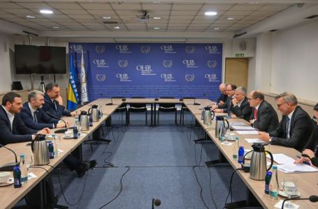 Schmidt se sastao sa “Trojkom”, poznato o čemu su razgovarali