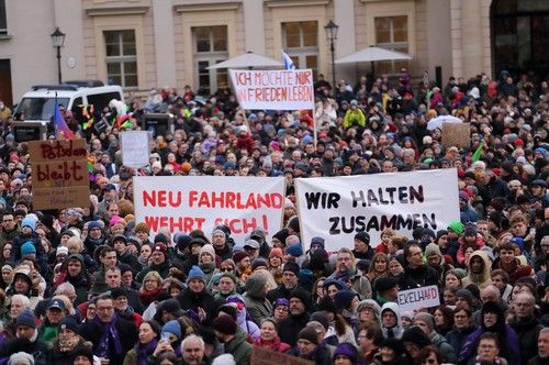 Nakon što se saznalo za tajne sastanke ekstremnih desničara: Hiljade ljudi protestovalo u Berlinu