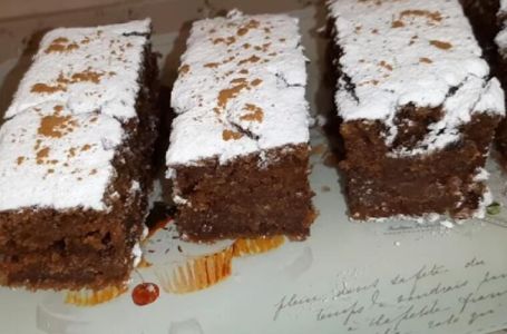 EMBARGO KOLAČ BIO JE OMILJENA POSLASTICA U CIJELOJ JUGOSLAVIJI: Neodoljiv slatkiš s jabukom (RECEPT)