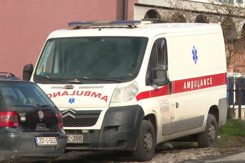 Ubojiti tenderi i život u agoniji: Onkološki pacijenti u Tuzli i dalje čekaju na aparat za zračenje