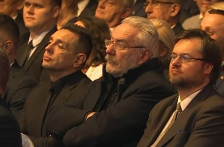 VUČIĆEV OMILJENI LJEKAR HUŠKA NA RAT: Trebalo bi da se spremamo za napad na Kosovo, skupljamo pare