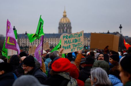 Veliki protesti poljoprivrednika u Francuskoj: Jedna žena poginula