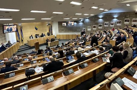 Federacija BiH dobila budžet: Dom naroda dao podršku Prijedlogu Vlade FBiH, amandmani odbijeni