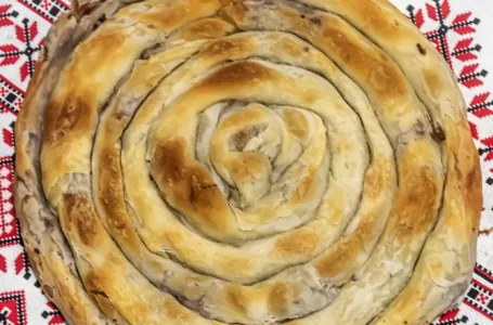 Ovo je recept za NAJBOLJU PITU SA MESOM: Svaki zalogaj je gurmanski raj, a pravi se nikad lakše