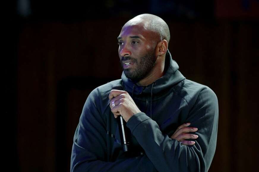 OTKRIVEN KIP KOBEJA BRYANTA: Skulptura prikazuje historijski momenat- Pogledajte kako izgleda