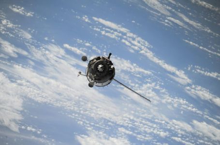 Ogroman satelit bi se ovog mjeseca trebao srušiti na Zemlju: Kolike su šanse da neko strada?