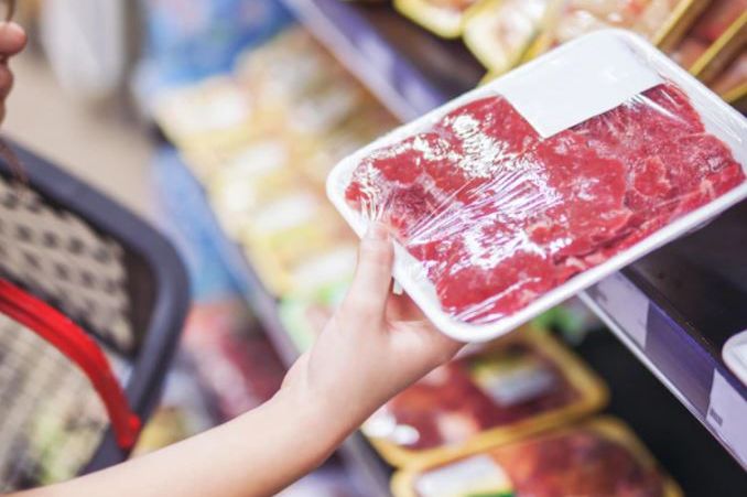 Jedemo lošije meso, a plaćamo ga skupo: Hoće li biti novih poskupljenja u ovoj godini?