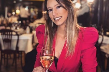 SARA OSTAVLJA SVE BEZ DAHA: Unuka Ljubiše Samardžića izgleda kao top model (FOTO)